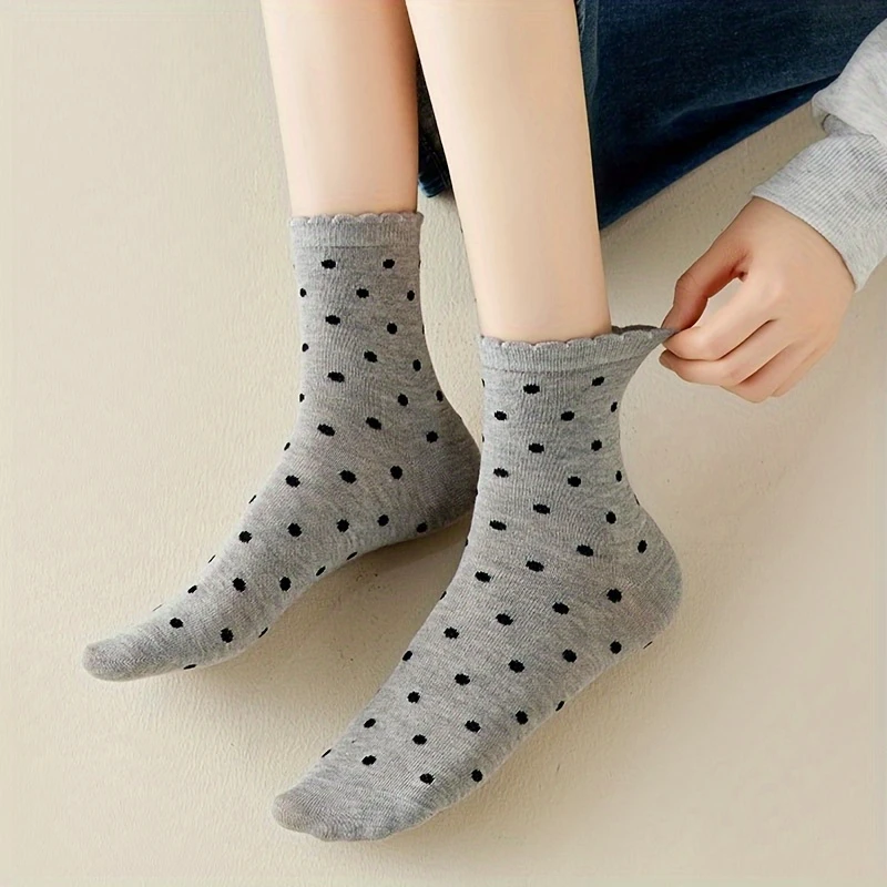 Elegant Collection – Women’s Black & White Polka Dot Socks (Pack of 5) - Image 5