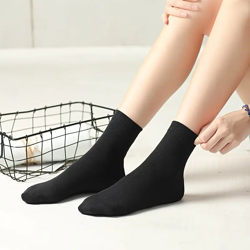 Women’s Lightweight Ankle-Length Solid Socks – Everyday Comfort (Pack of 5) - Image 5