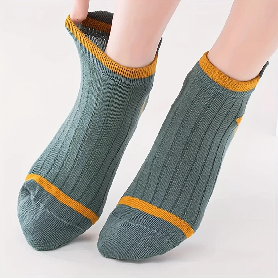 Unisex Sports Socks for Kids – Solid Color Stripes, Sweat-Resistant Bamboo (Pack of 5) - Image 9