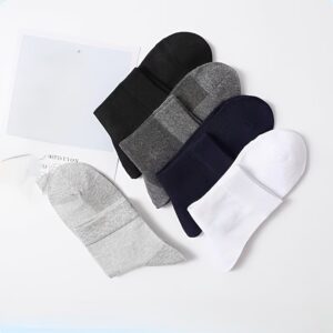 5 Pairs Men's Performance Mesh Ankle Socks Flatlay
