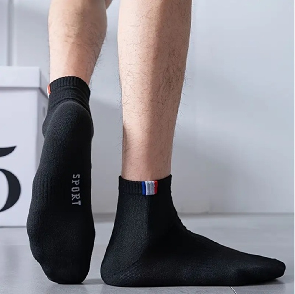 Black Athletic Low-Cut Sock with Ribbon Tab