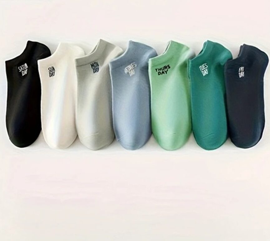 Embroidered Heel Tab Detail with Days of Week