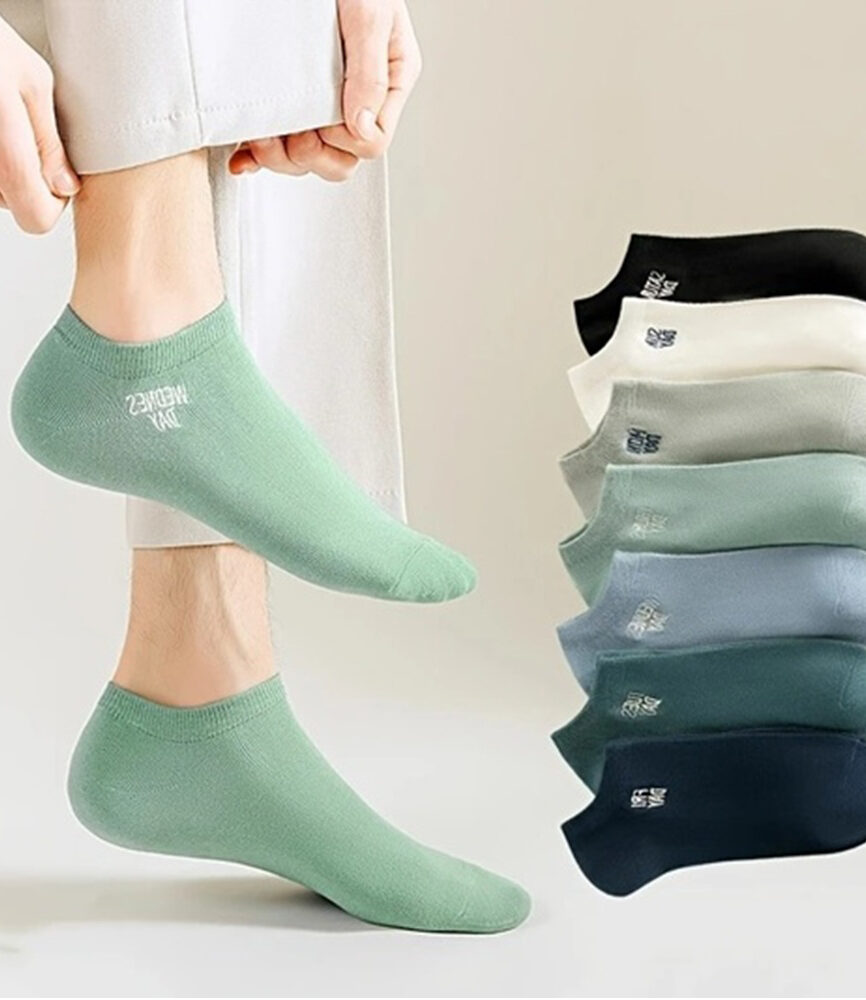 Stacked Days of the Week Low-Cut Socks Assorted Colors