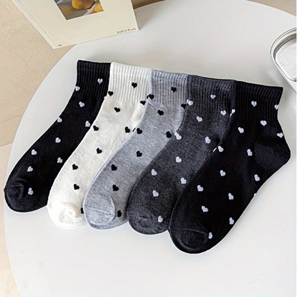 Women’s Embroidered Mini Heart Ribbed Ankle Socks (Pack of 5)