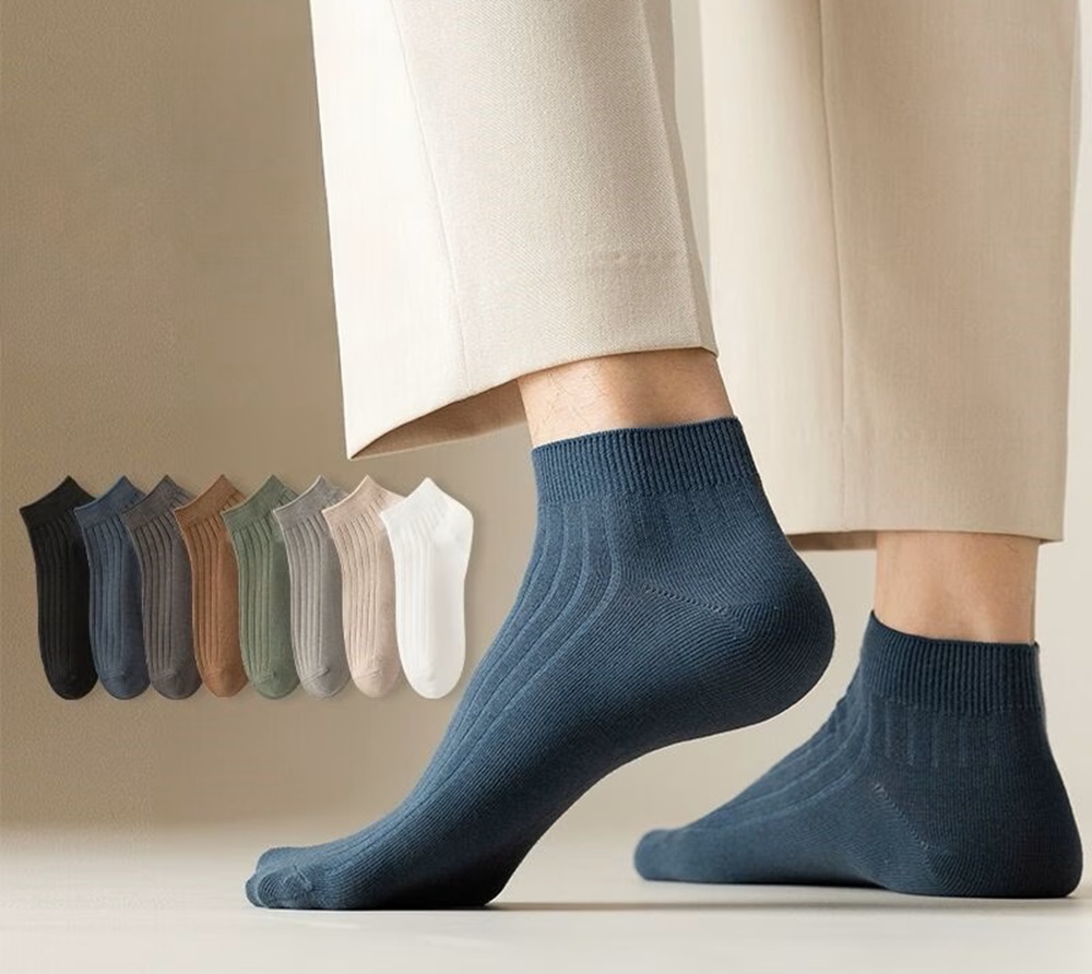 Men's Wide Ribbed Ankle Sock on Foot with 8-Color Swatch Palette