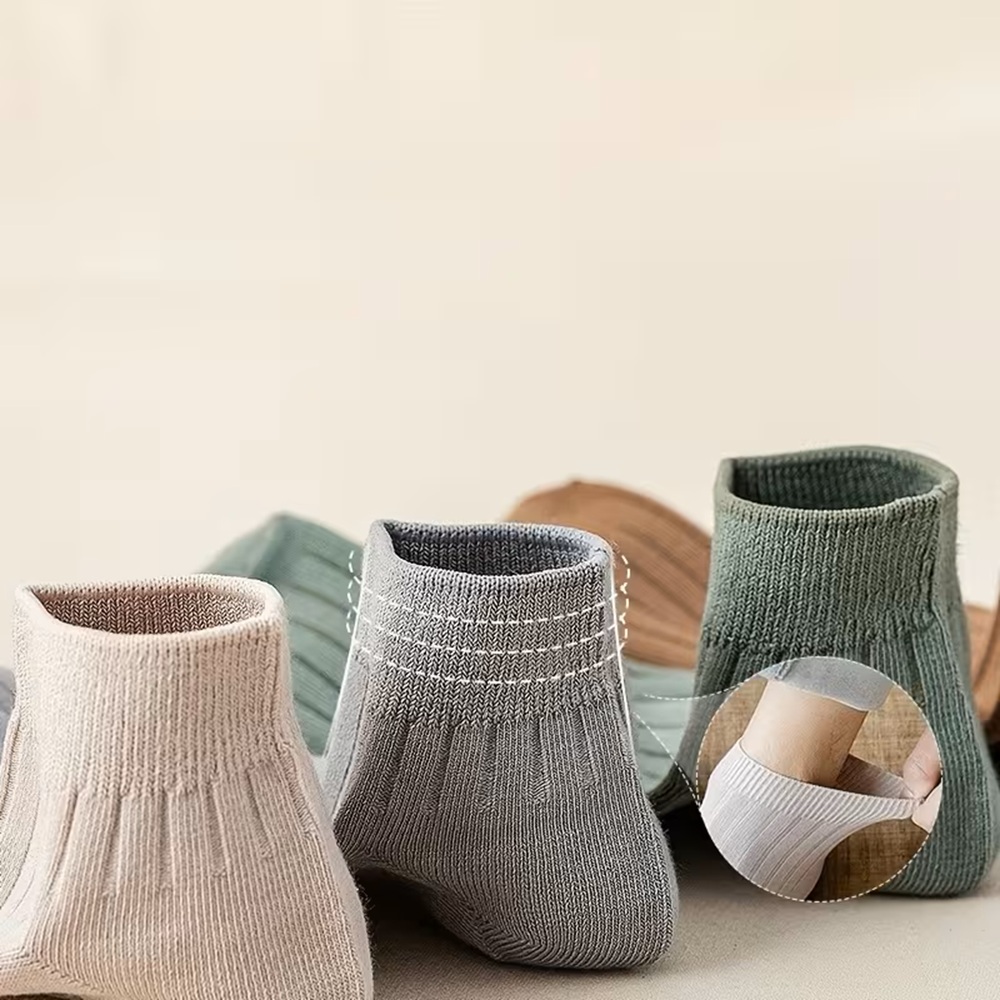 Stacked Ribbed Cotton Ankle Socks Collection