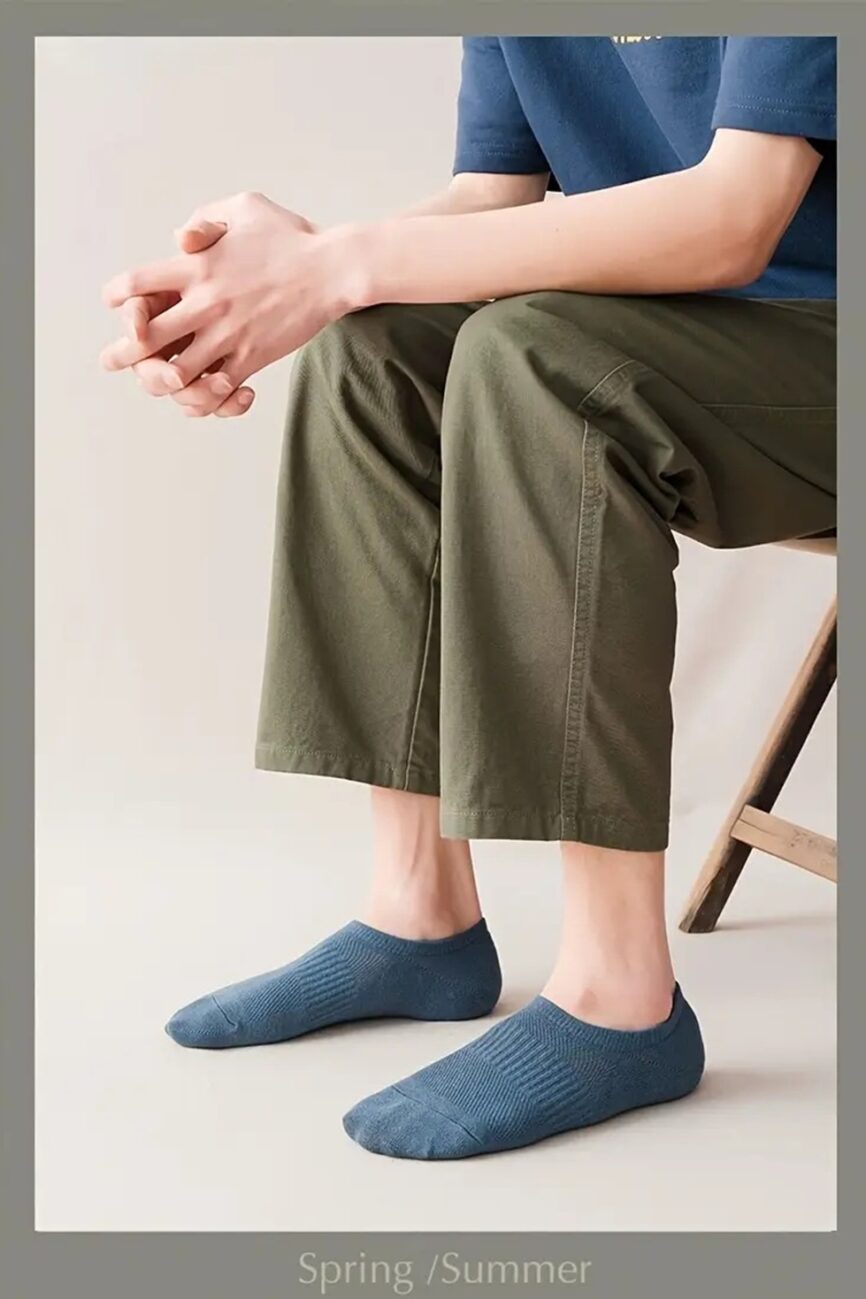 Non-Slip Silicone Heel Grip and Comfort Heel Cup