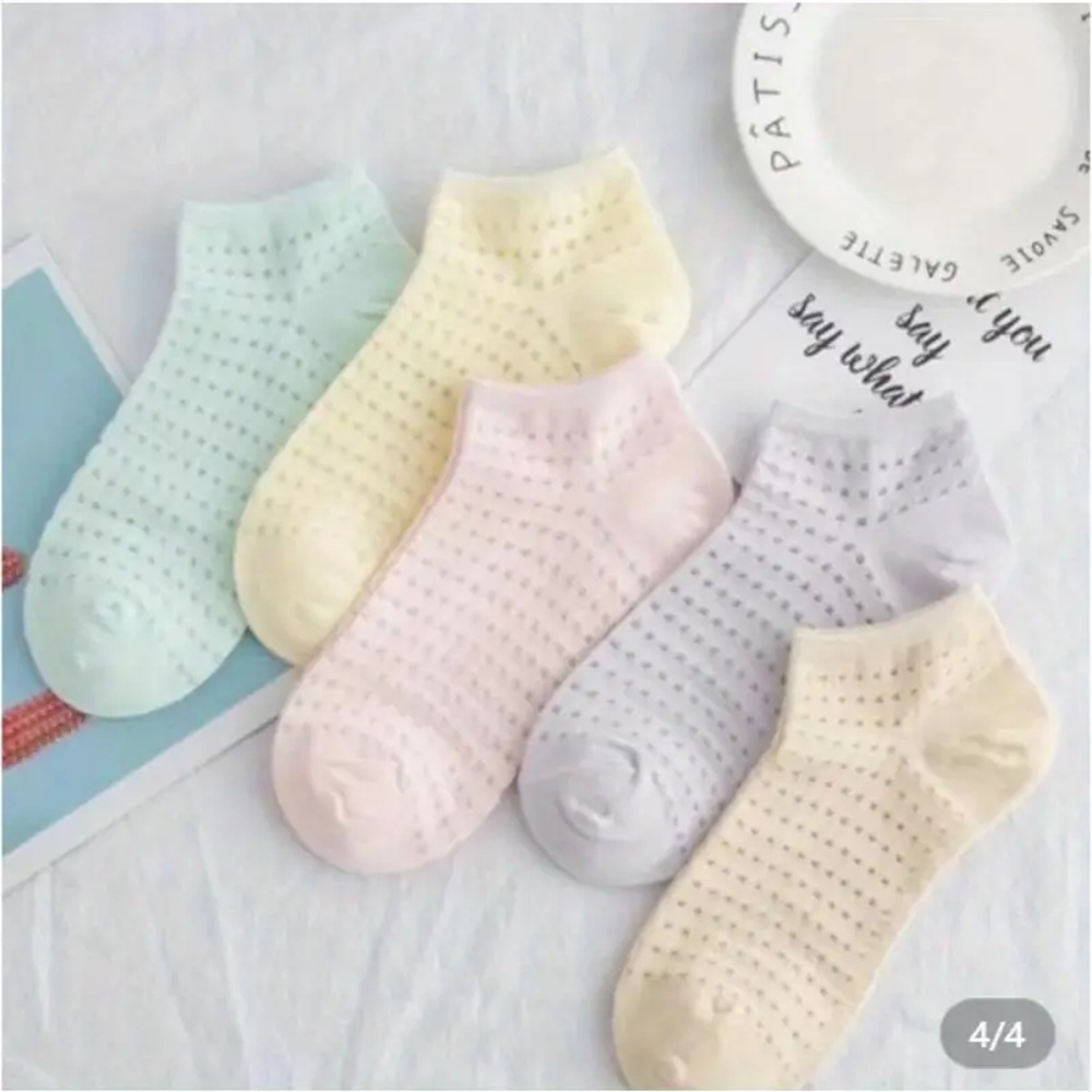 Lavender Lilac and Soft Cream Ankle Socks